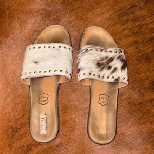 Stylish Women's Cowhide Slide Sandals size 8